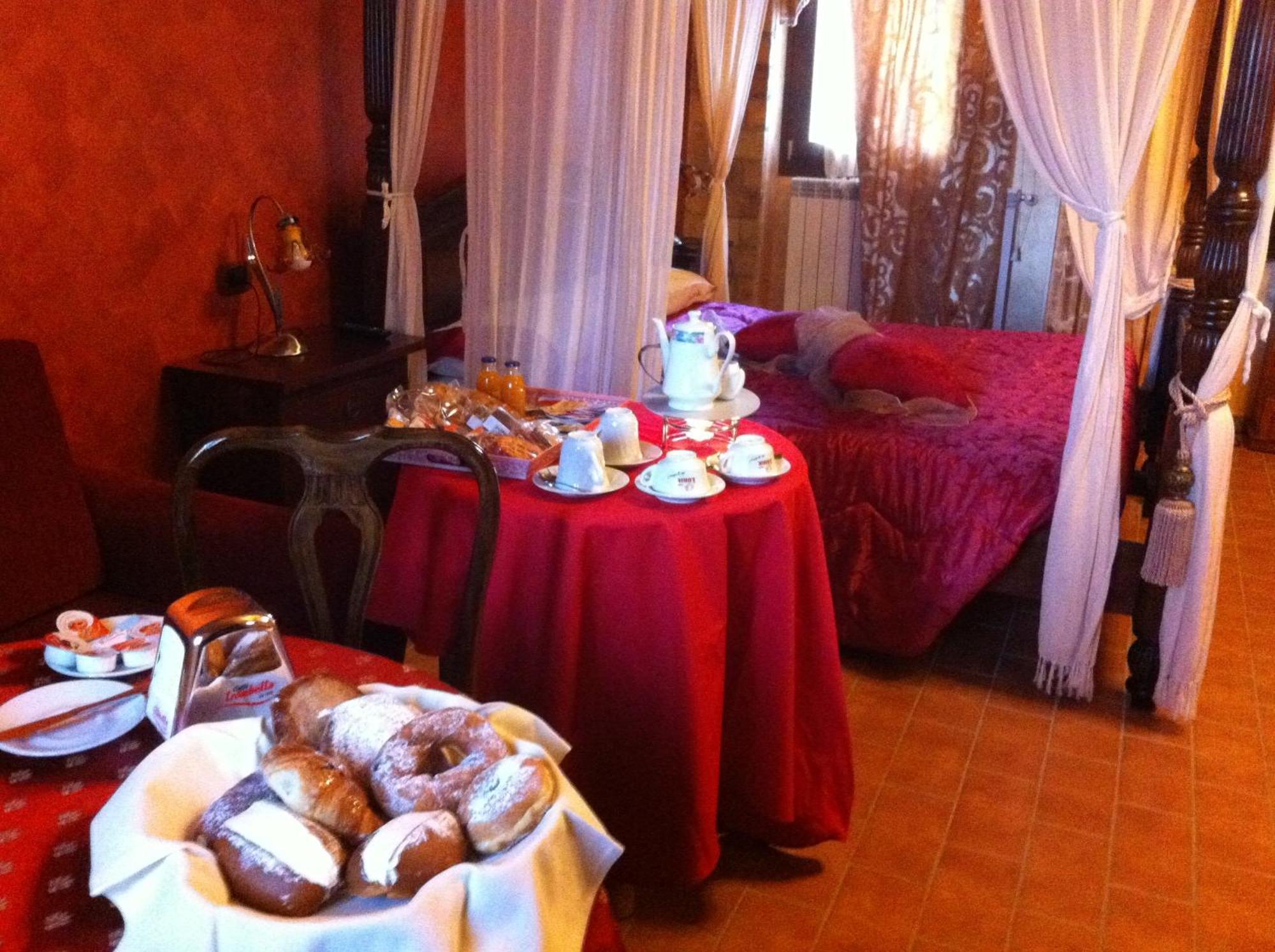 Hotel Il Feudo Dei Pierleoni Celano Quarto foto
